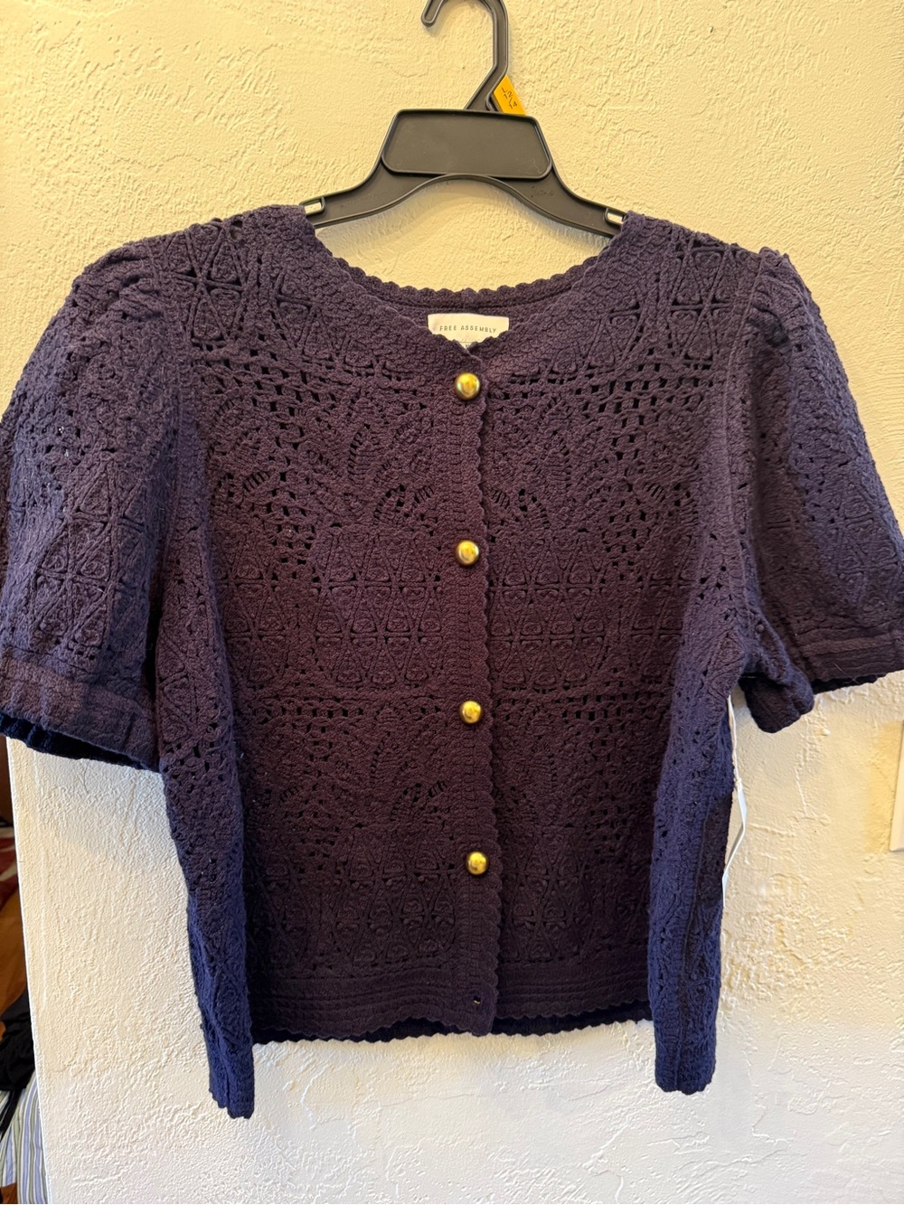Short Knit Button-Front Sweater Cardigan in Dark Blue Women’s SZ XL Shirt Top